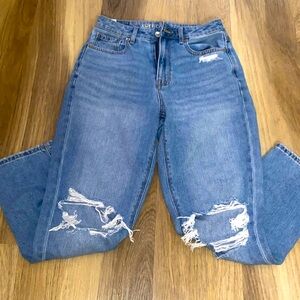 American Eagle jeans barely worn looks brand new